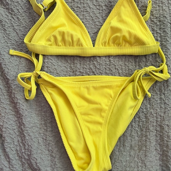 Xhilaration Other - Juniors Xhilaration ribbed XS bikini